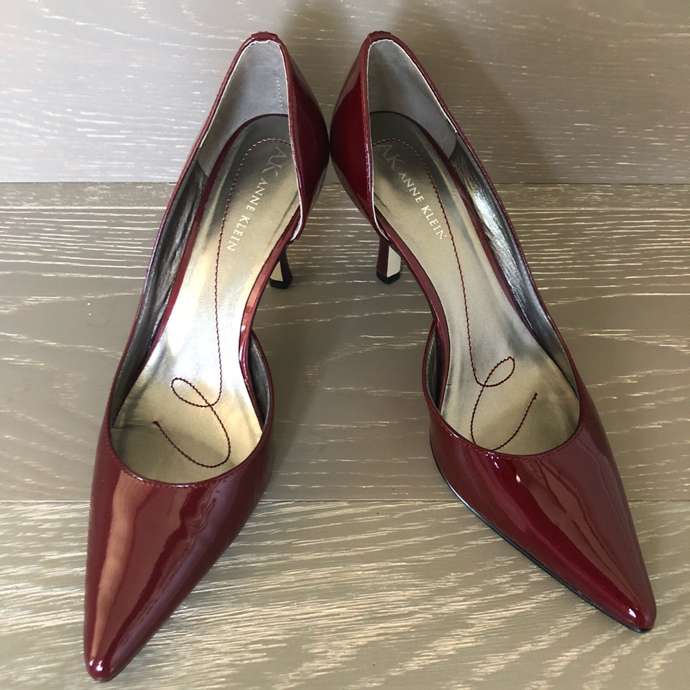 ANNE KLEIN PINTED STYLE SHOES